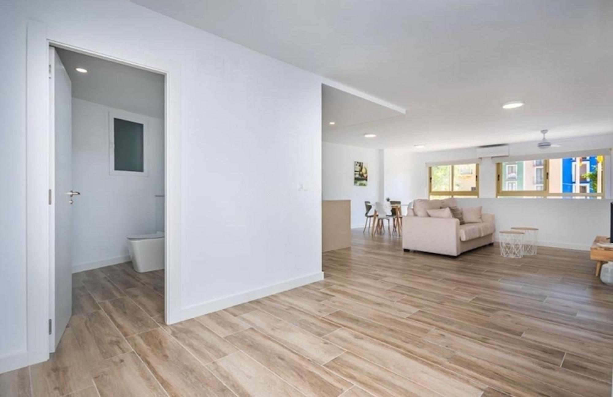 Vive La Vila Cozy Apartment By The Beach Villajoyosa Bagian luar foto