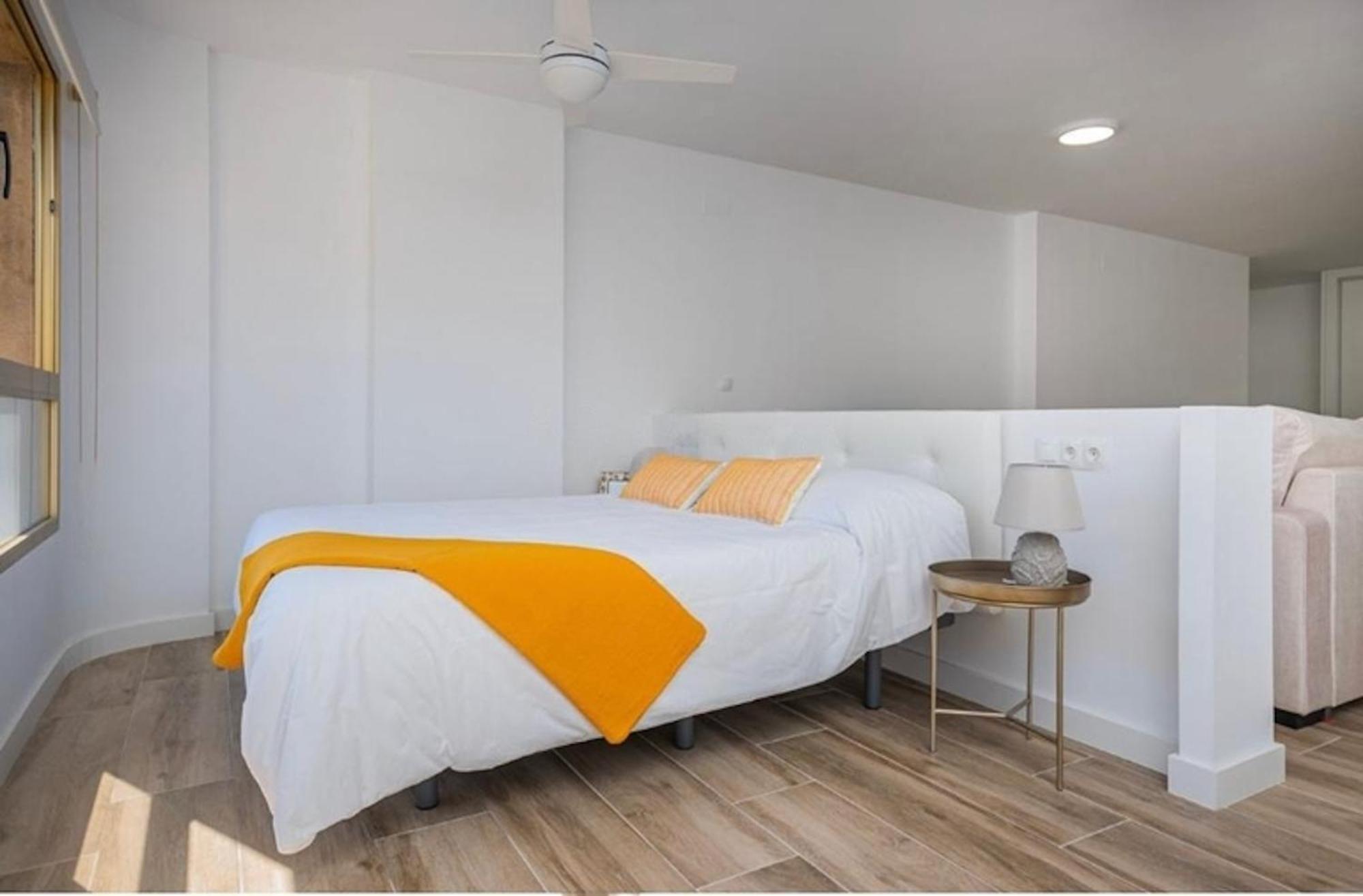 Vive La Vila Cozy Apartment By The Beach Villajoyosa Bagian luar foto