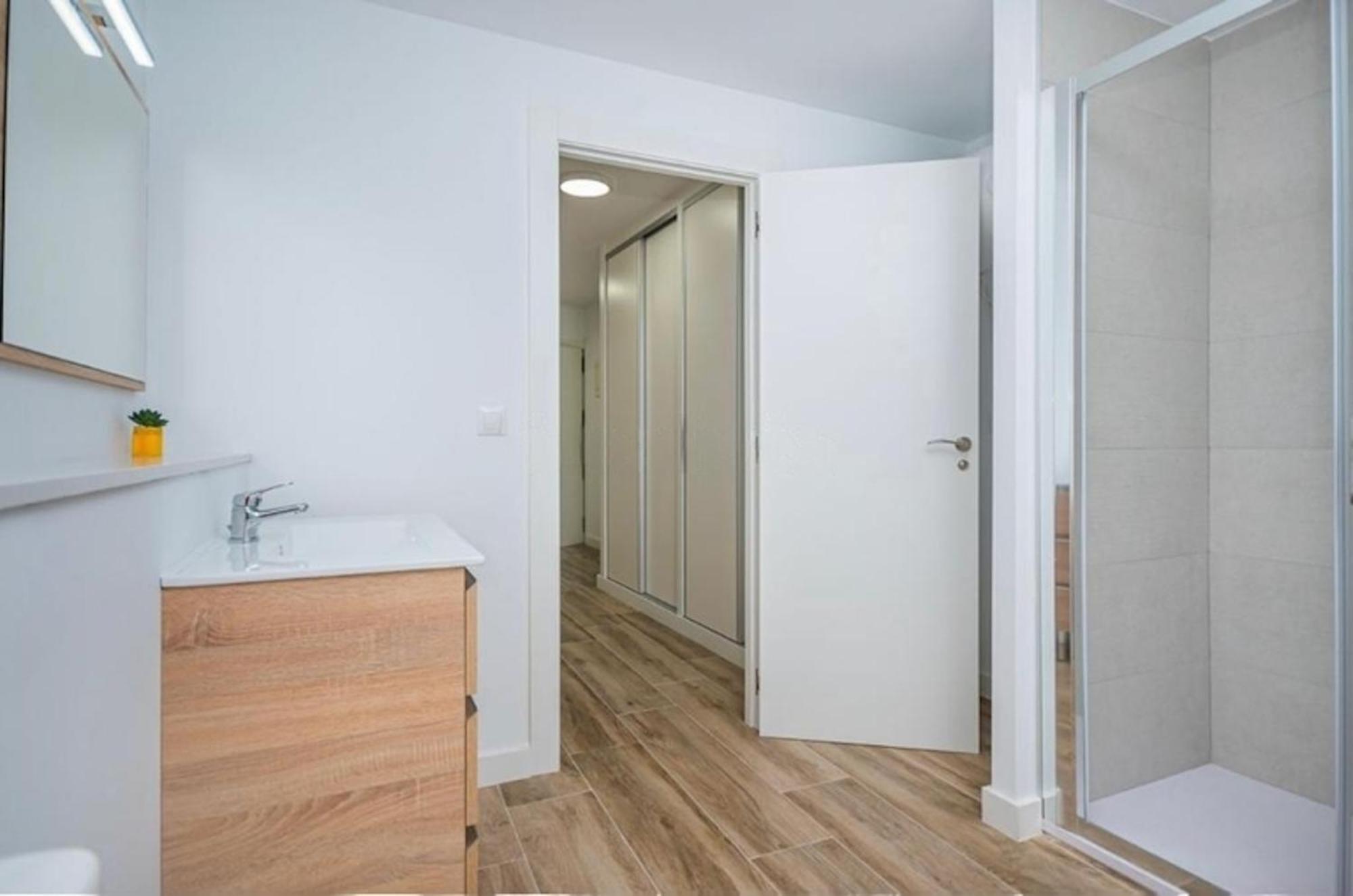 Vive La Vila Cozy Apartment By The Beach Villajoyosa Bagian luar foto